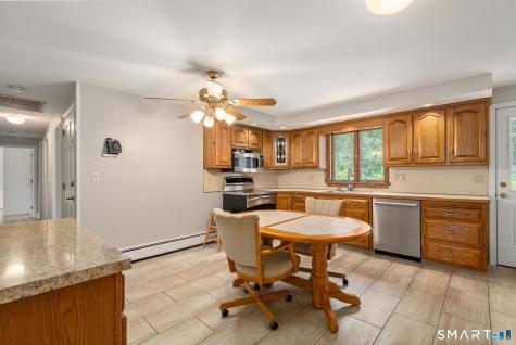 4 Sandpiper Drive Bloomfield CT 06002