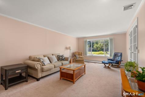 4 Sandpiper Drive Bloomfield CT 06002