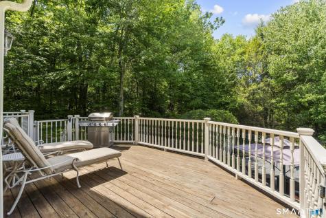 7 Hannah Lane Monroe CT 06468