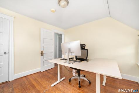 77 Commonwealth Avenue New Britain CT 06053