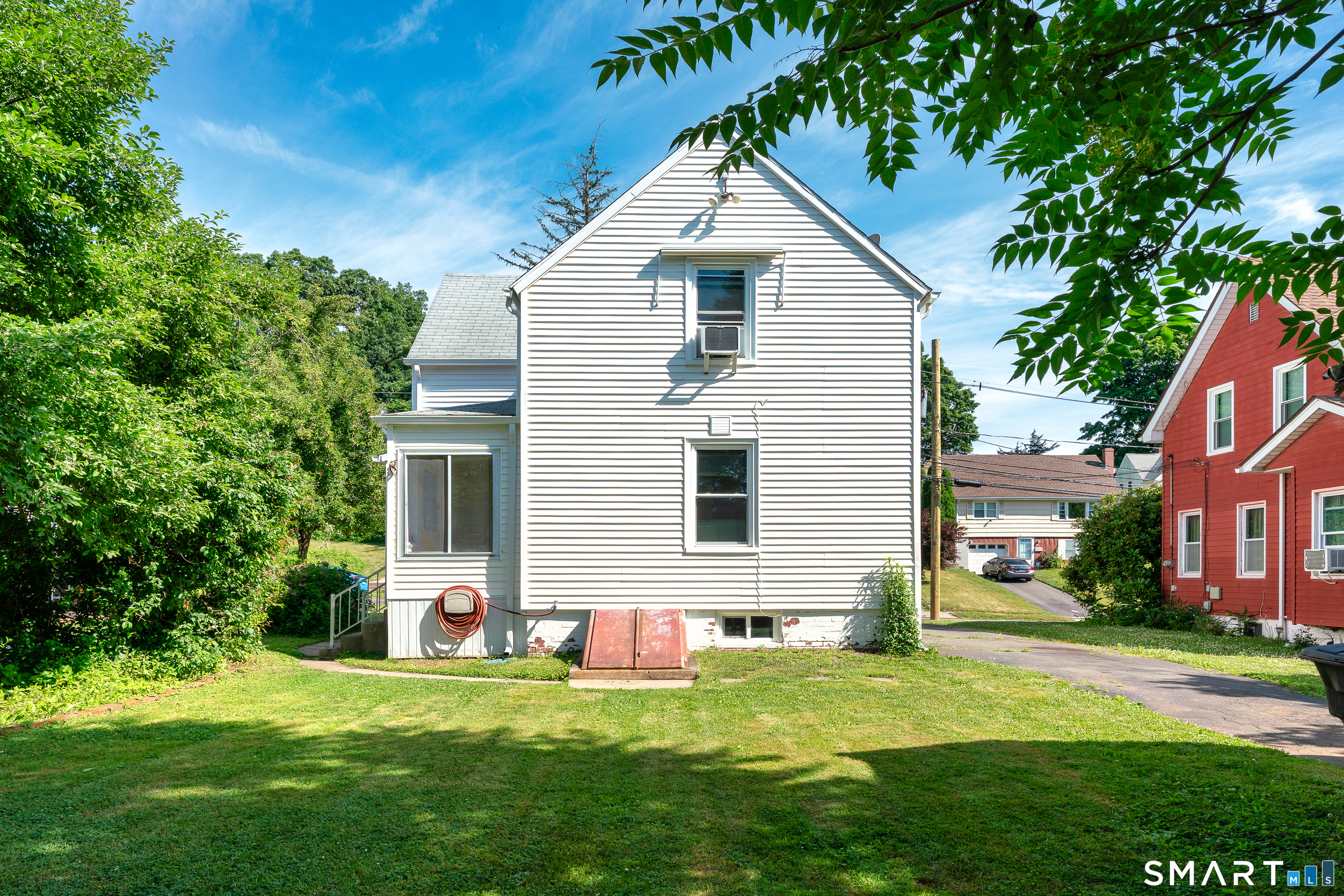 77 Commonwealth Avenue New Britain CT 06053