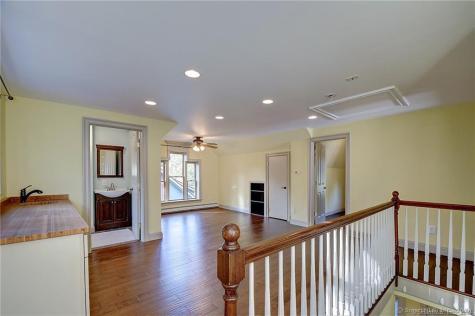 186 Raymond Road West Hartford CT 06107