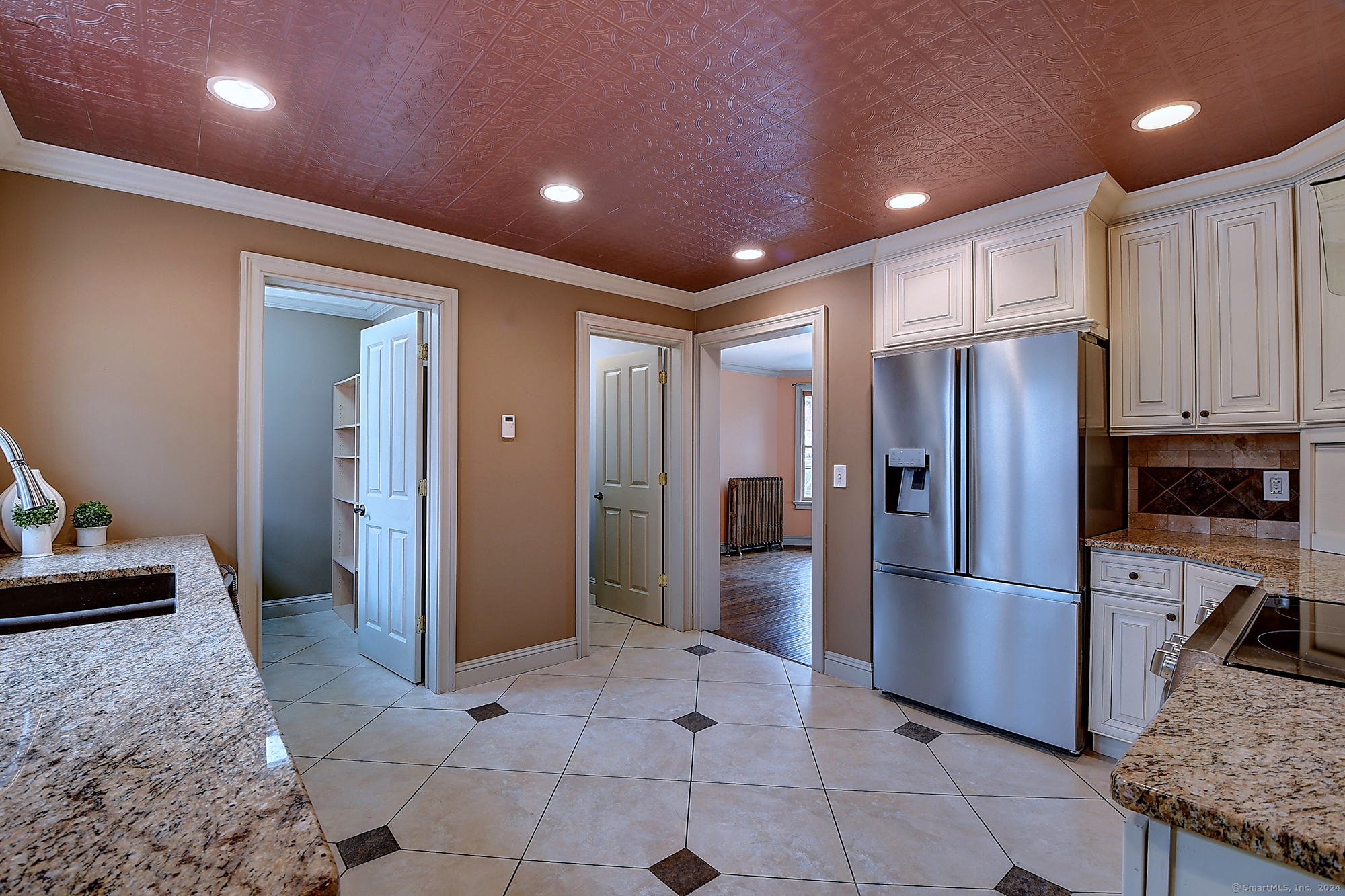 186 Raymond Road West Hartford CT 06107