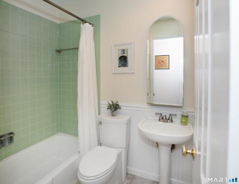 85 Mountain Road Redding CT 06896