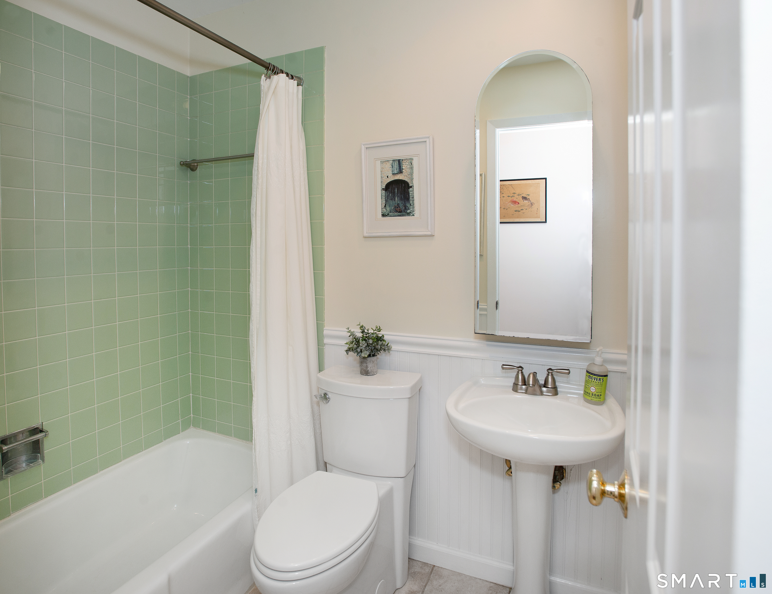 85 Mountain Road Redding CT 06896