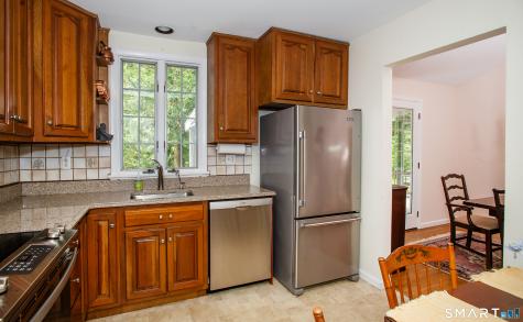 85 Mountain Road Redding CT 06896