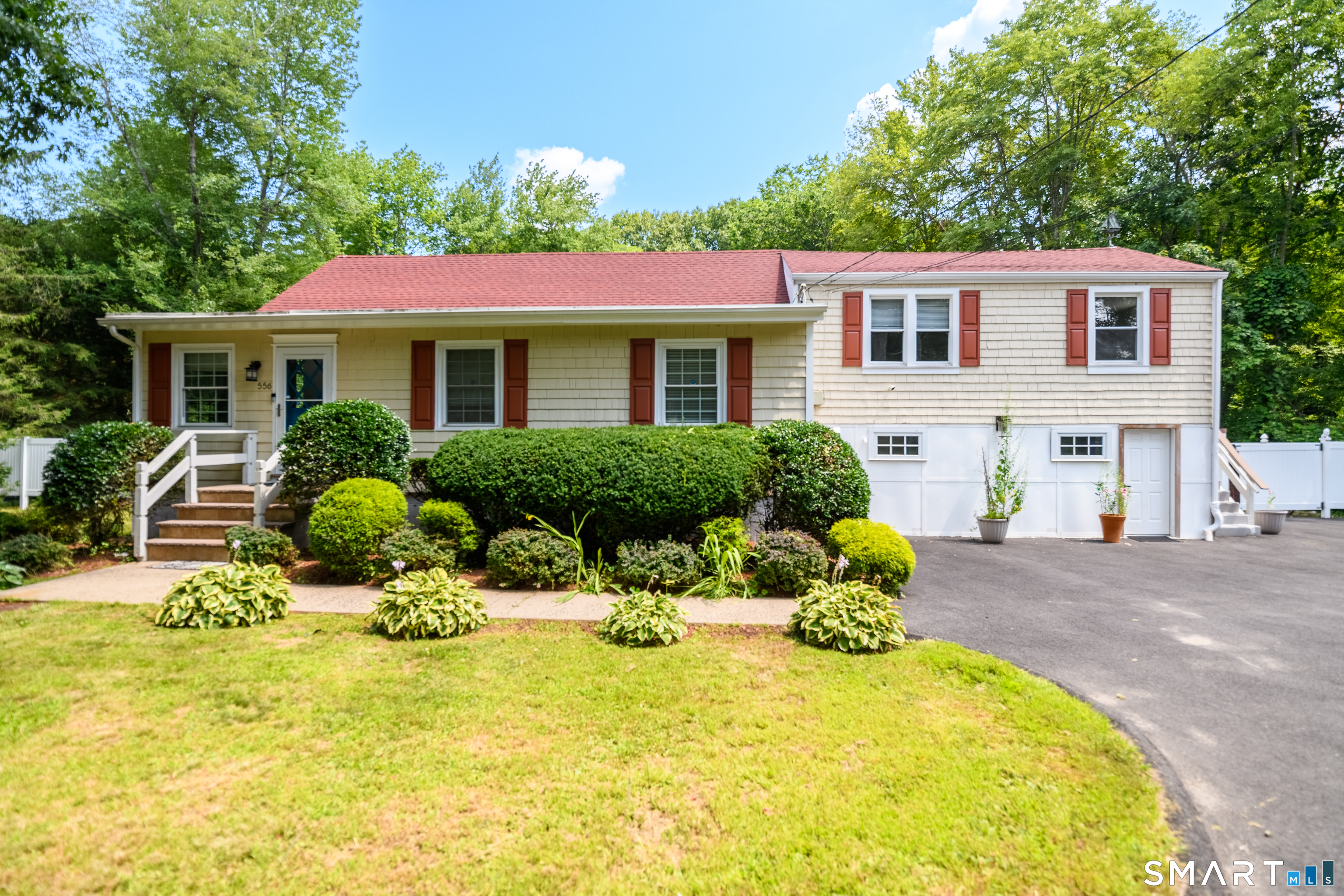 556 Pepper Street Monroe CT 06468