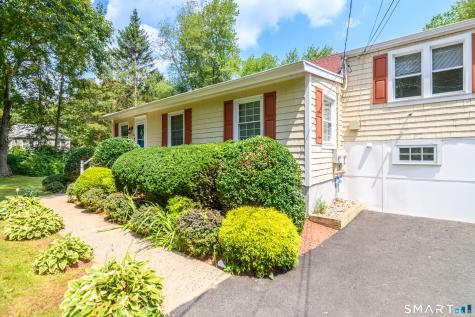 556 Pepper Street Monroe CT 06468