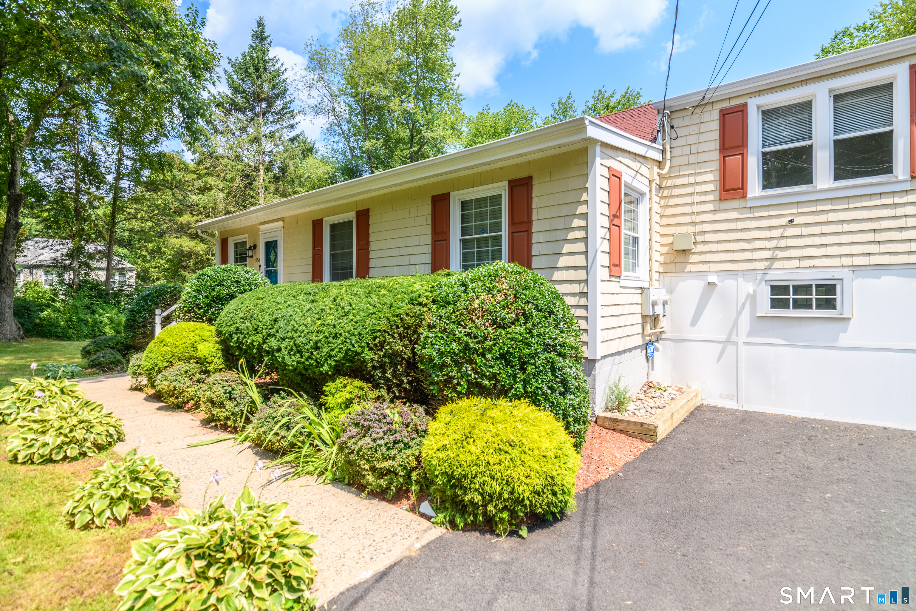 556 Pepper Street Monroe CT 06468