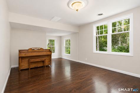 556 Pepper Street Monroe CT 06468