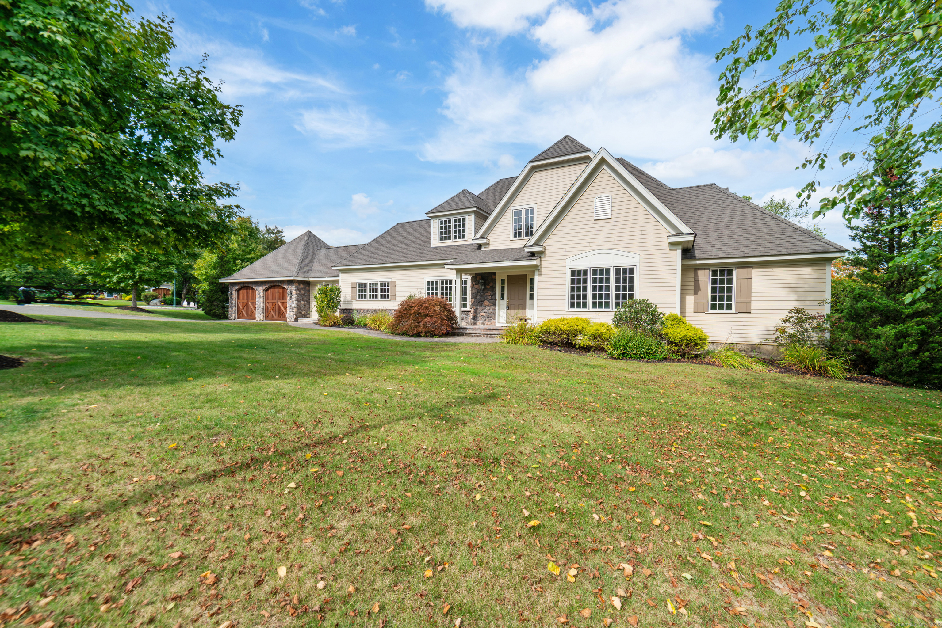 1 Hampshire Court Middlebury CT 06762