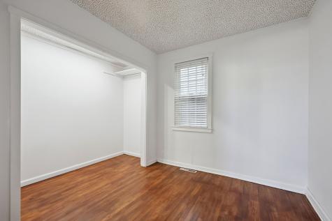 18 Lake Boulevard East Hampton CT 06424