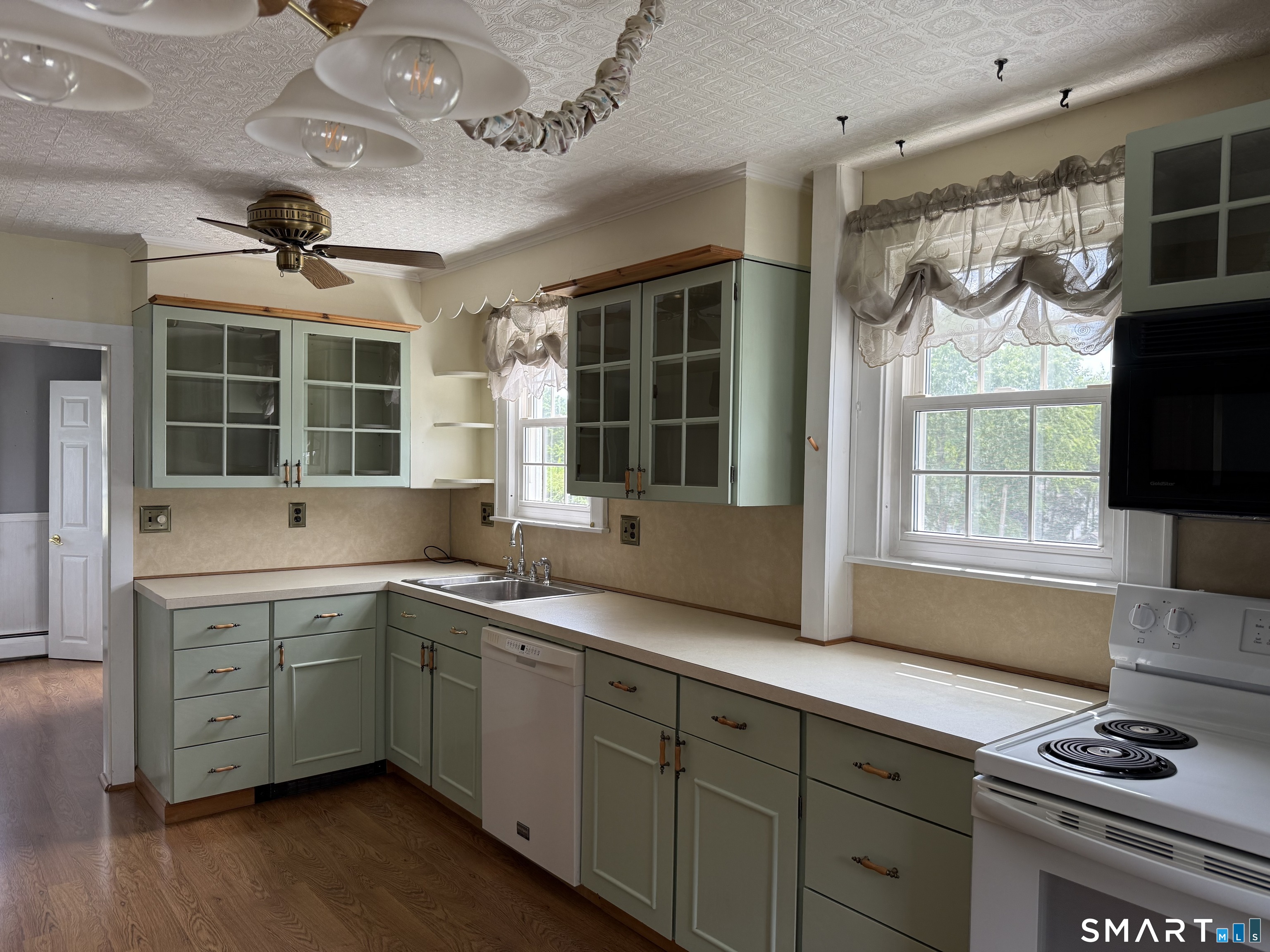 33 Randolph Avenue Thomaston CT 06787