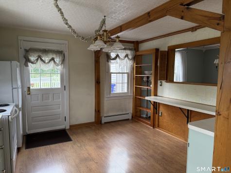 33 Randolph Avenue Thomaston CT 06787