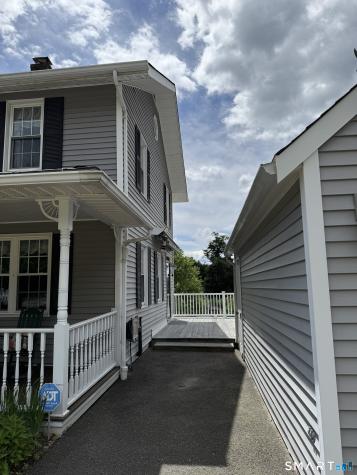 33 Randolph Avenue Thomaston CT 06787