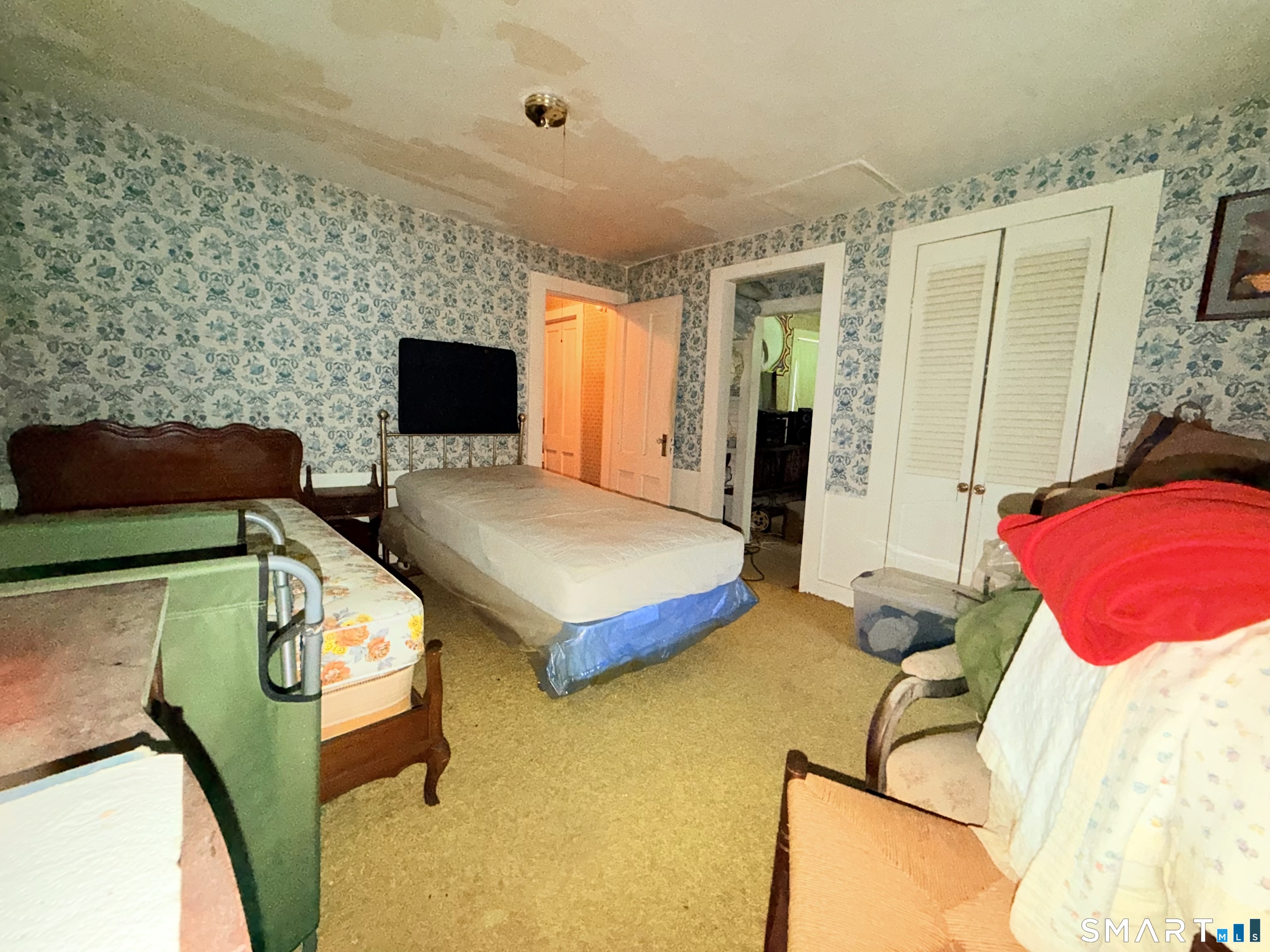 69 Station Road Hampton CT 06247