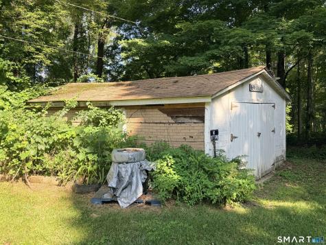 69 Station Road Hampton CT 06247