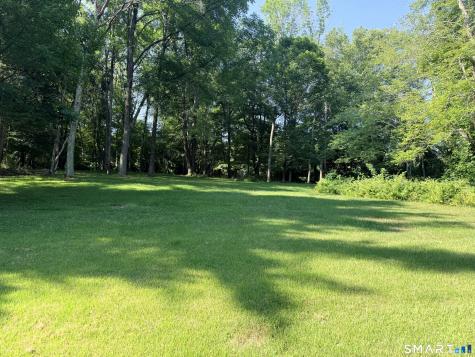 69 Station Road Hampton CT 06247