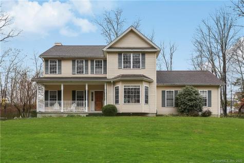 32 Fairway Drive Danbury CT 06811