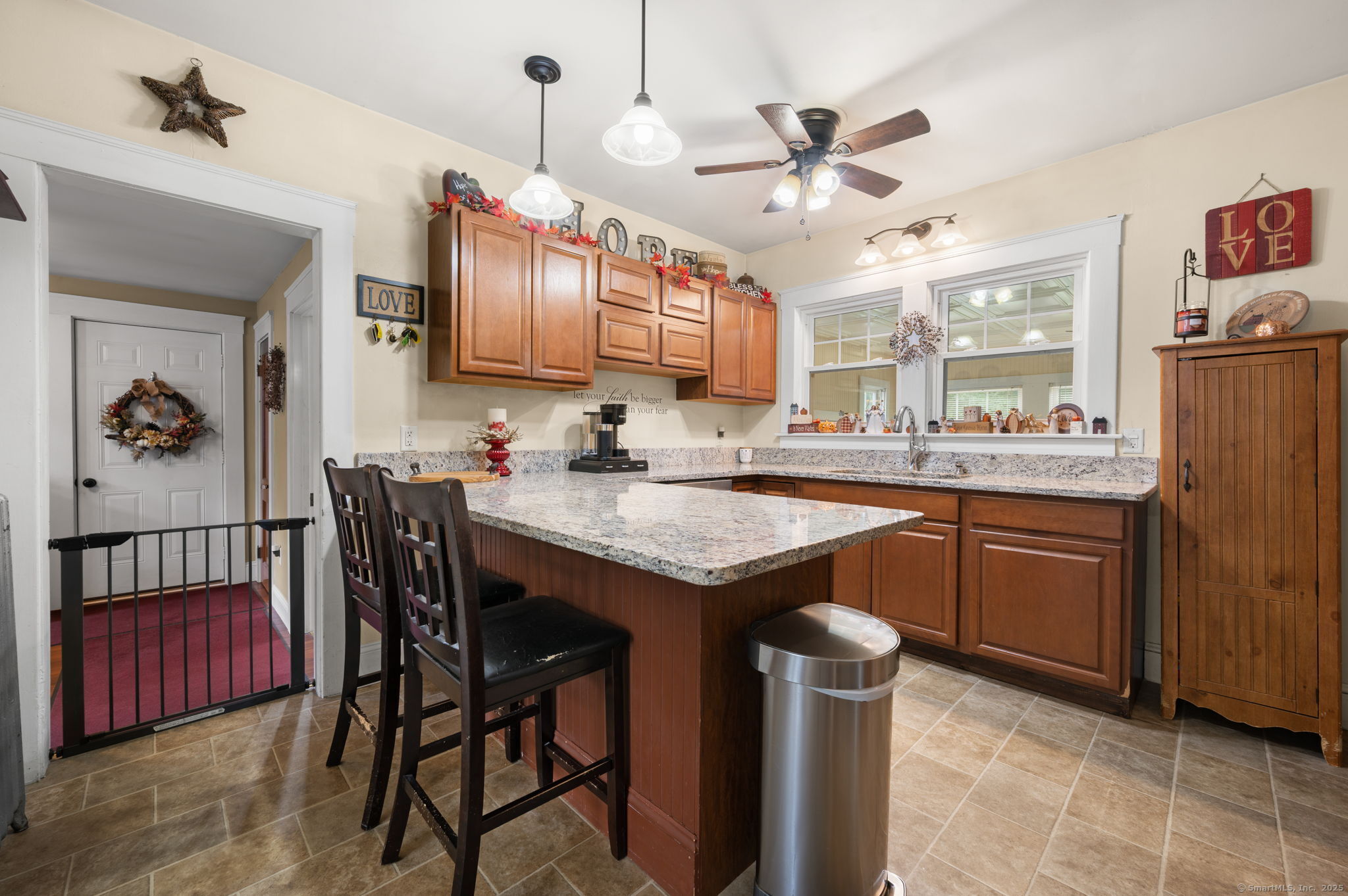 860 North Main Street Killingly CT 06239