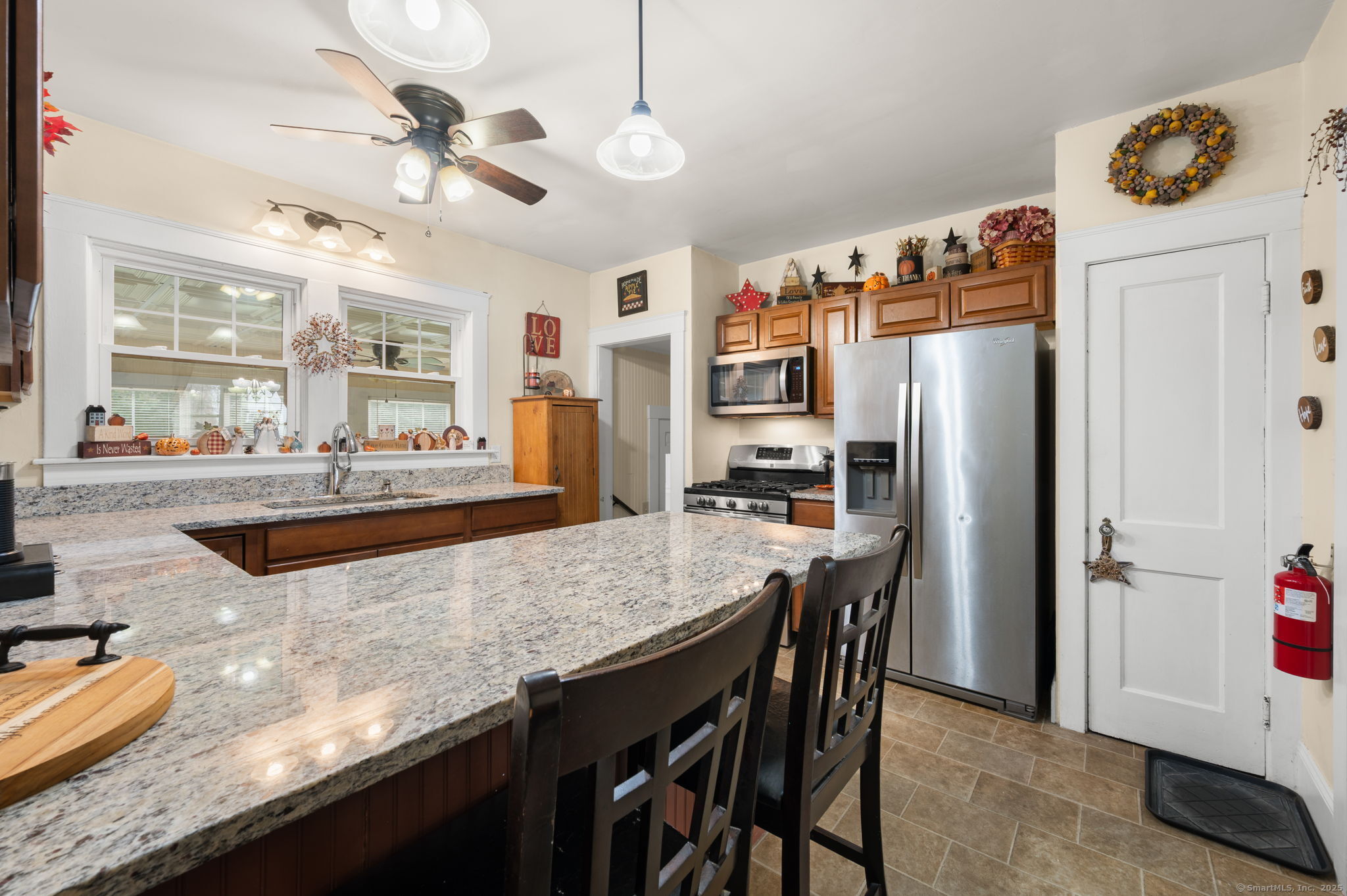 860 North Main Street Killingly CT 06239