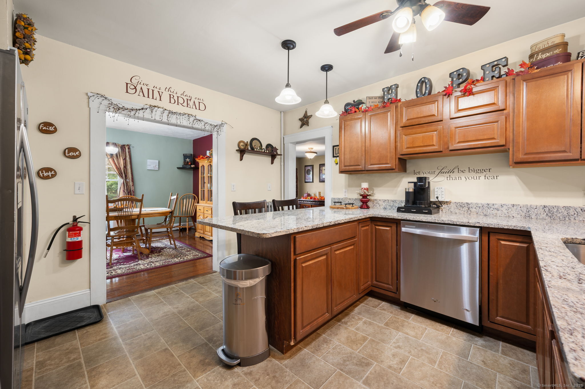 860 North Main Street Killingly CT 06239