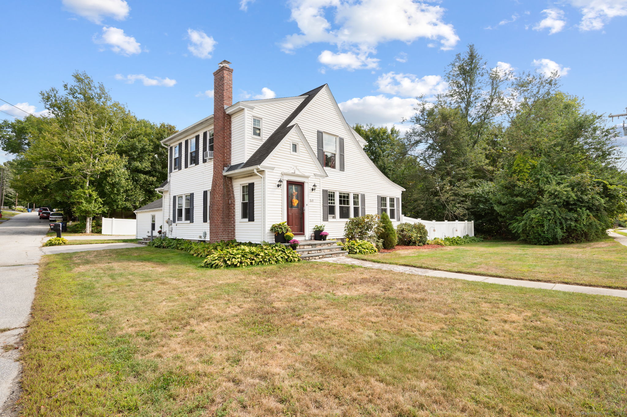 860 North Main Street Killingly CT 06239