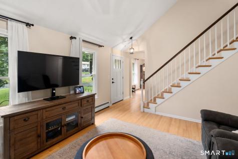 116 Bramblebush Road Manchester CT 06040