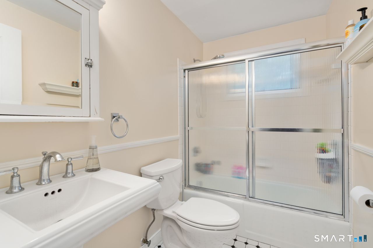 116 Bramblebush Road Manchester CT 06040