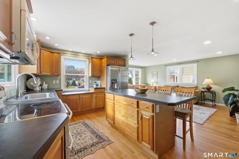 89 North Hoadley Street Naugatuck CT 06770