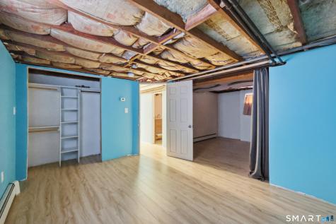 89 North Hoadley Street Naugatuck CT 06770