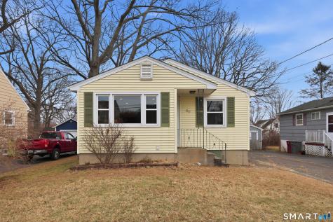 89 North Hoadley Street Naugatuck CT 06770