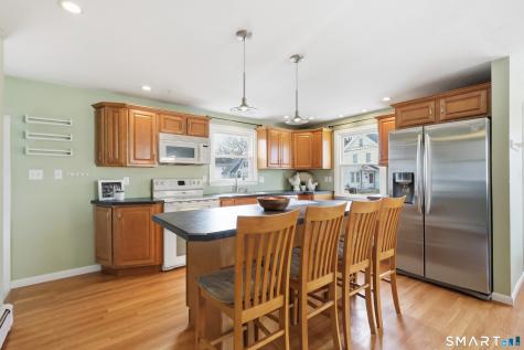 89 North Hoadley Street Naugatuck CT 06770