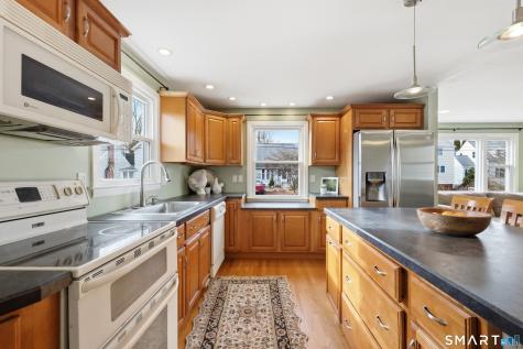 89 North Hoadley Street Naugatuck CT 06770