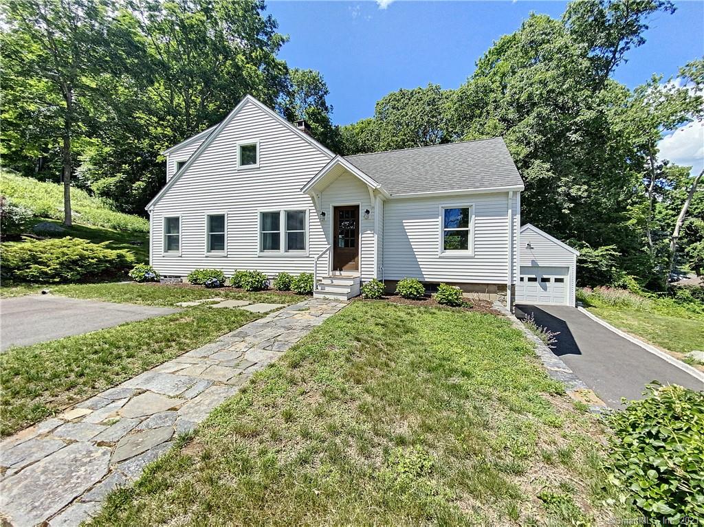 16 Parker Terrace Essex CT 06426
