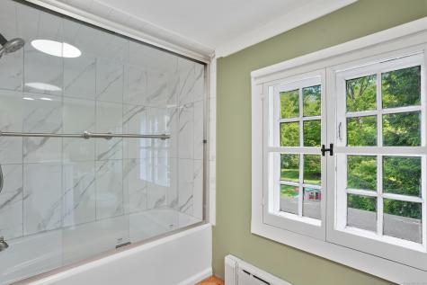 34 Hollow Road Woodbury CT 06798