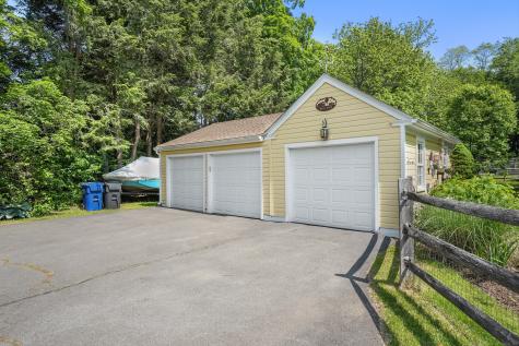 34 Hollow Road Woodbury CT 06798