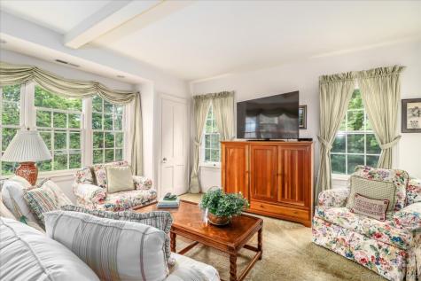 1 Long Meadow Hill Road Brookfield CT 06804