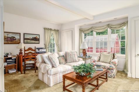 1 Long Meadow Hill Road Brookfield CT 06804