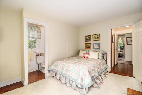 1 Long Meadow Hill Road Brookfield CT 06804