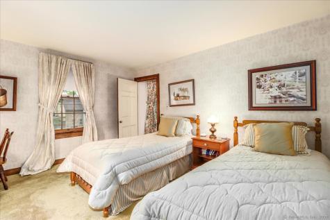 1 Long Meadow Hill Road Brookfield CT 06804