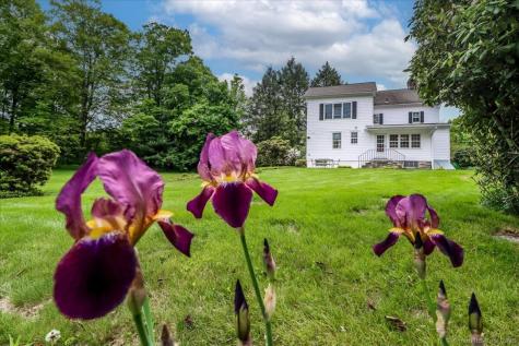 1 Long Meadow Hill Road Brookfield CT 06804