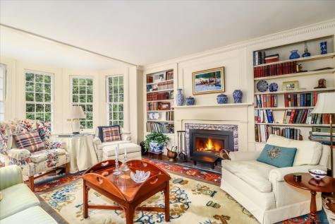 1 Long Meadow Hill Road Brookfield CT 06804