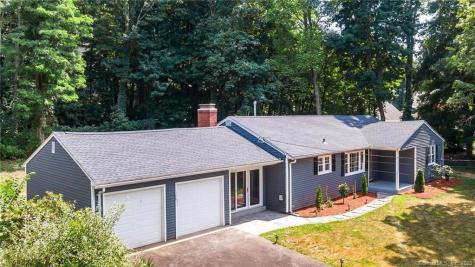 108 Terrys Plain Road Simsbury CT 06070