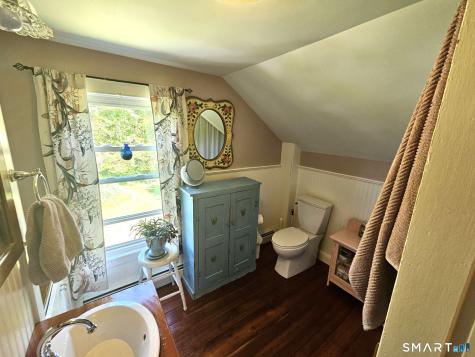 187 Dye Hill Road Hopkinton RI 02832