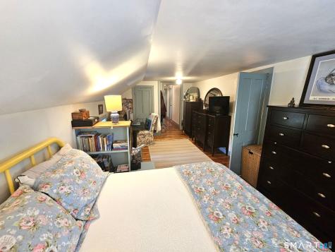 187 Dye Hill Road Hopkinton RI 02832