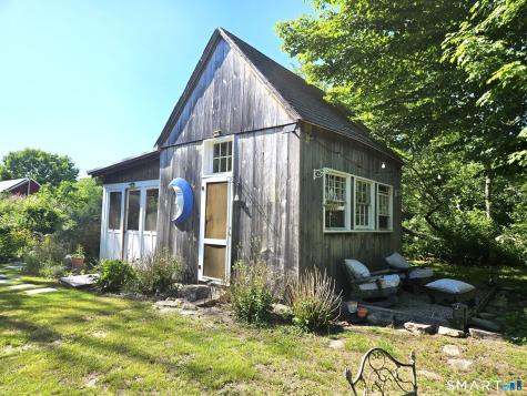 187 Dye Hill Road Hopkinton RI 02832