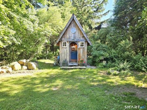 187 Dye Hill Road Hopkinton RI 02832