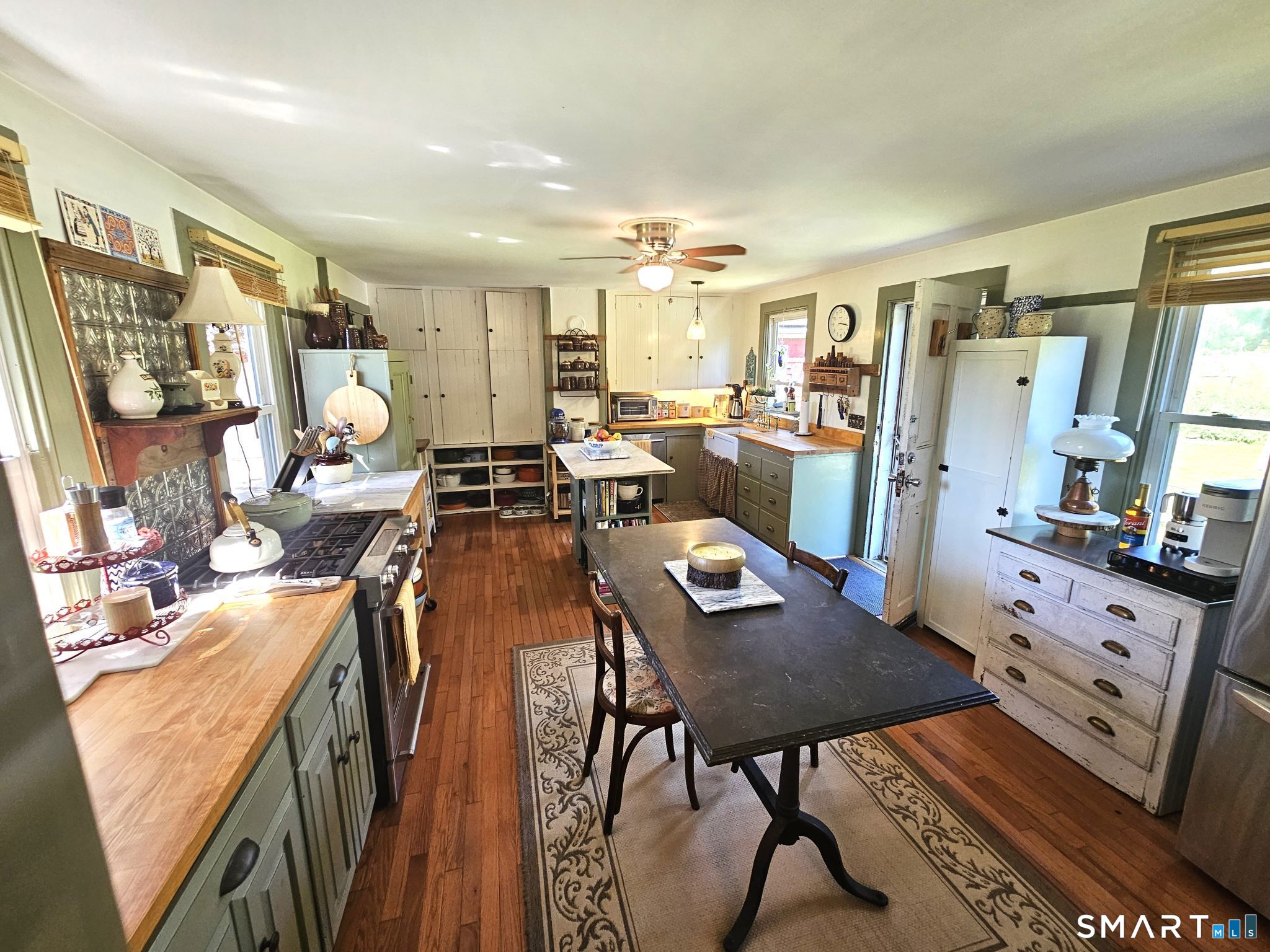 187 Dye Hill Road Hopkinton RI 02832
