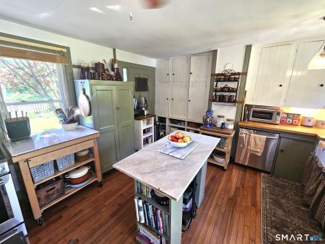 187 Dye Hill Road Hopkinton RI 02832